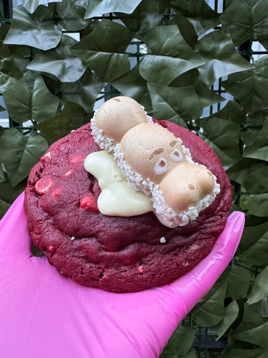 Red Velvet Kinder Cookie ❤️‍🔥